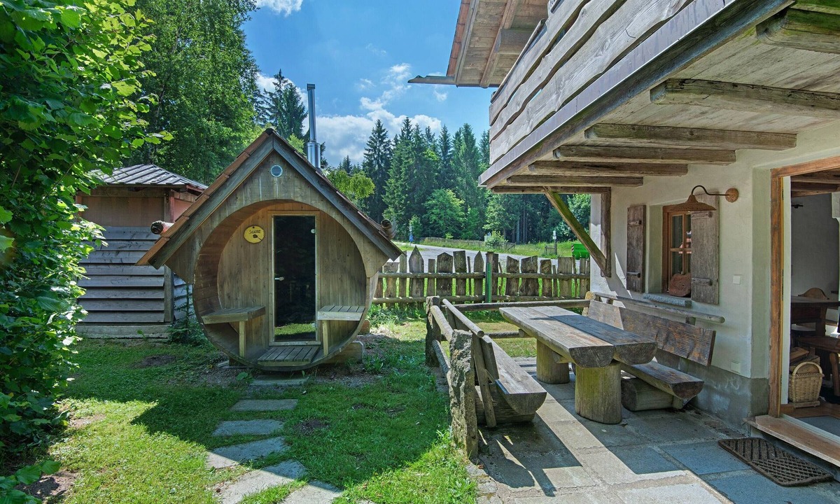 Sankt Englmar Ski Chalet | Chalet 'Tiny Hideaway' with Mountain Views, Private Terrace, and Private Garden