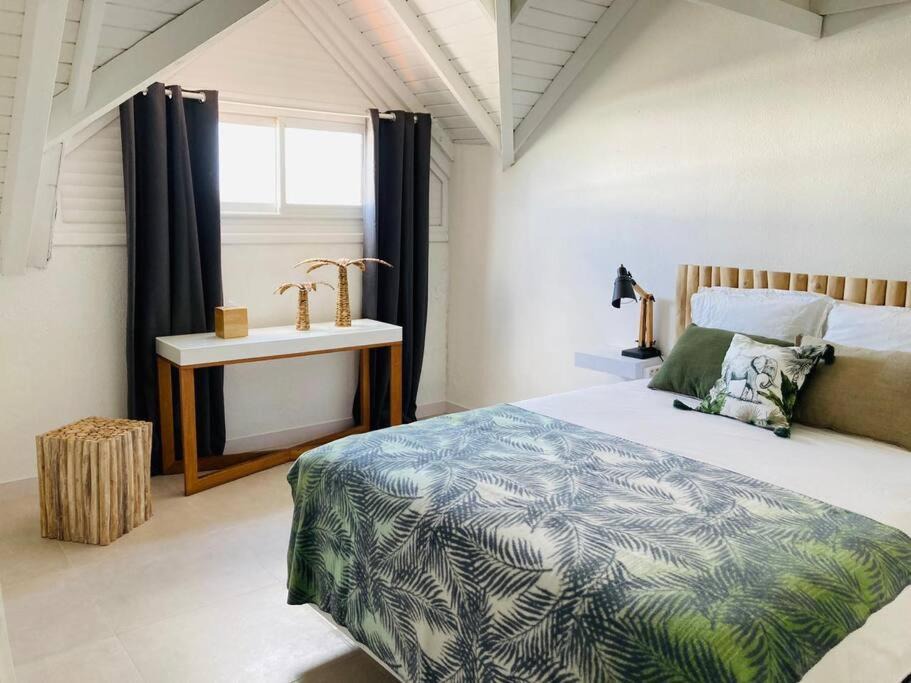 Sandy Ground Apartment | Love Spot Appartement