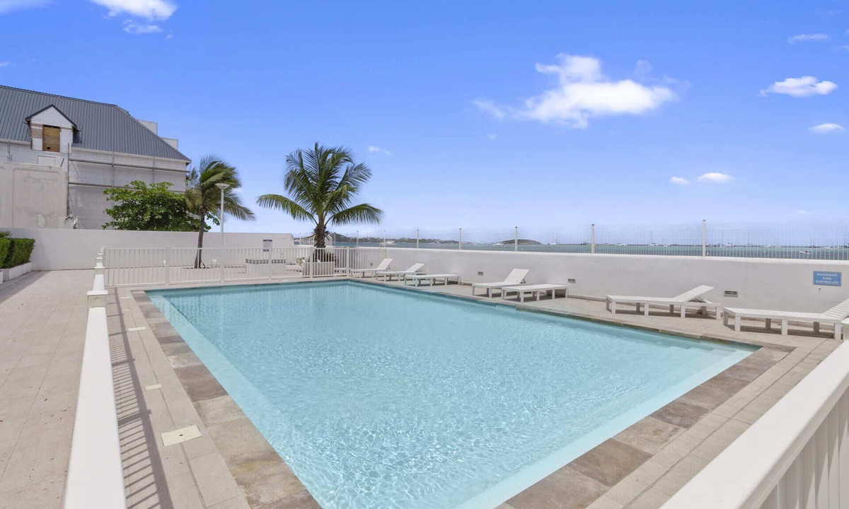 Marigot Apartment | Marigot Bay - Studio Apartment, Sleeps 4