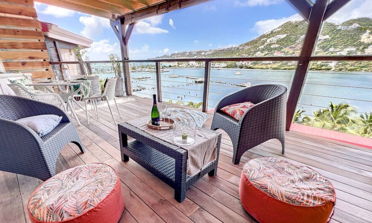 Oyster Pond Apartment | The View – Sea View Studio in Oyster Pond