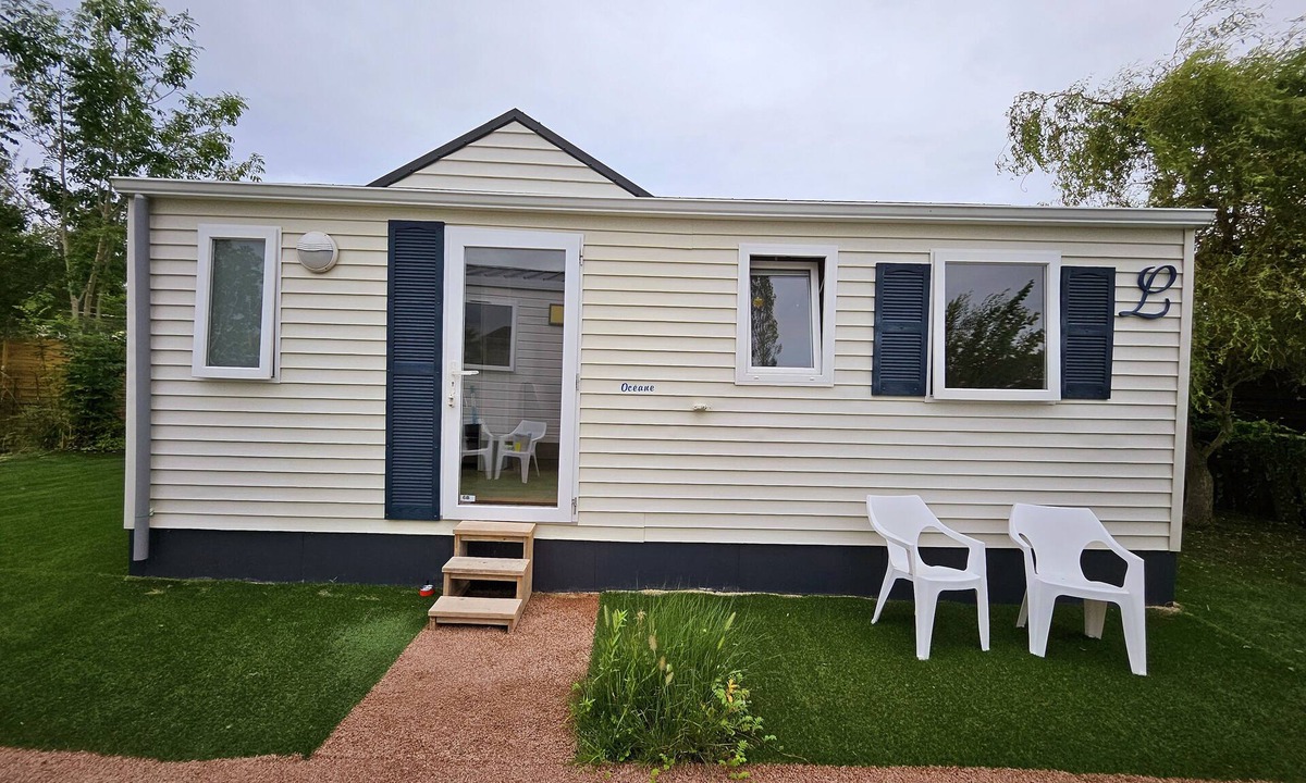 Viane Ski Chalet | Tiny house 6B by pond - ideal for expats, entrepreneurs & nature lovers
