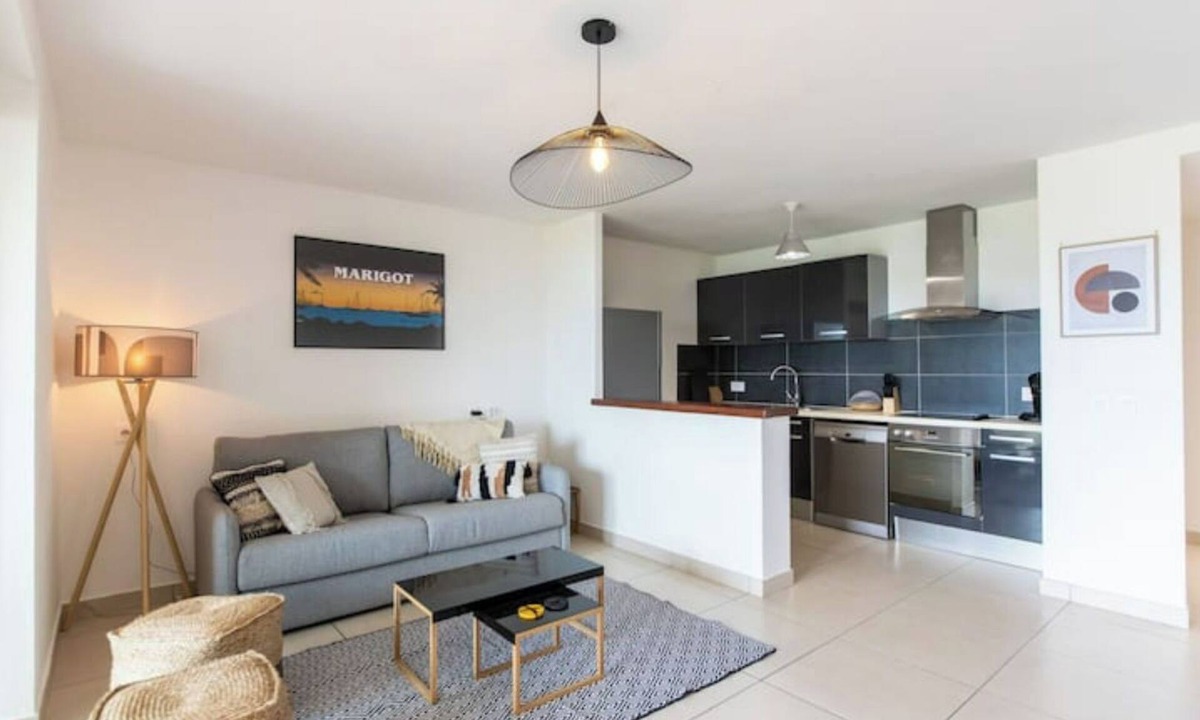 Marigot Apartment | Utopia Condo: Cozy, Quiet & Centrally Located