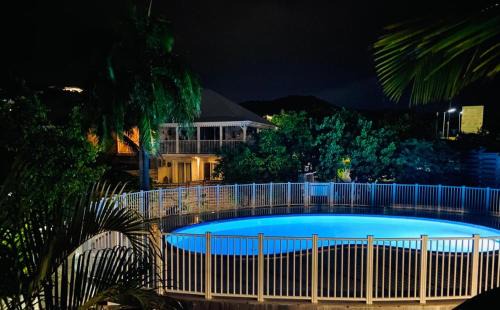 Orient Bay Villa | Villa Serenidad
