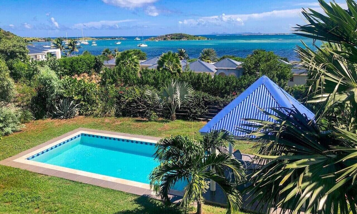 Cul de Sac Villa | Villa Sunrise Indigo – Spacious Retreat with Gorgeous Sea Views