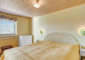 Cozy summer house very close to the North Sea coast. in Ulfborg