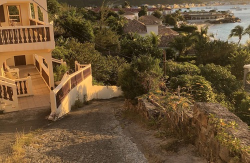 Grand Case House | 1 Bedroom Private vacation home in Saint-Martin
