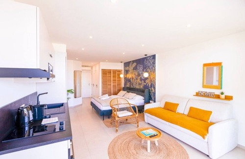 Anse Marcel Apartment | Azur Horizon, sea view, walking distance to the beach