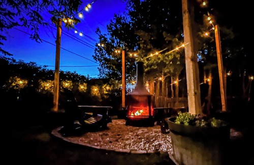 Sauble Beach Cottage | Beautiful cottage located just steps from the main beach