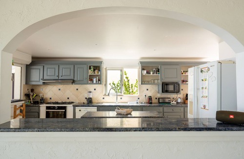 Orient Bay Villa | Beautiful villa with swimming pool and panoramic ocean view, relax!