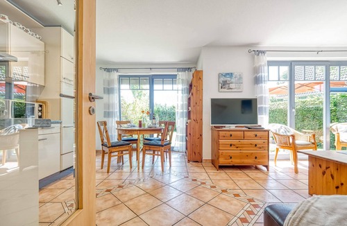 Ostseebad Prerow Apartment | Comfortable, quiet 3-room first floor apartment, garden, fireplace and underfloor heating