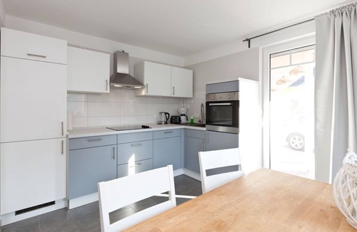 Muritz Apartment | Comfortable first floor apartment with terrace & sauna