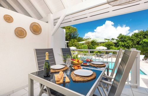 Orient Bay Apartment | Duplex 3 - Shamrock - Creole architecture