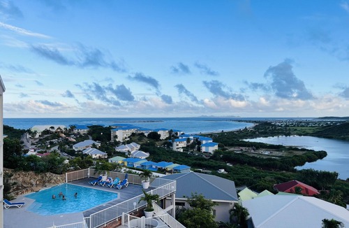 Orient Bay Apartment | Duplex Aloe Vera overlooking Saint Barthélemy and the beach of Orient Bay