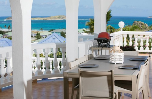 Orient Bay Villa | Homerez - Amazing villa 500 m away from the beach for 11 ppl. with swimming-pool