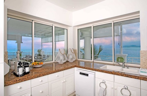 Les Terres Basses Villa | L'Oasis - Beachfront Villa w/Chef, Terres Basses