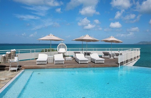Les Terres Basses Villa | L'Oasis Elegant Beachfront Villa