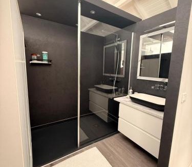 Orient Bay Apartment | Le Cocon des Sucriers