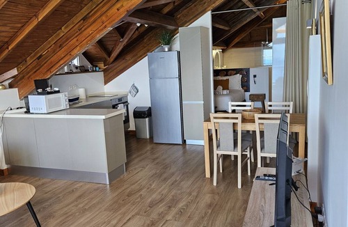 Grand Case Apartment | Le Jolie Loft, flat with sea view