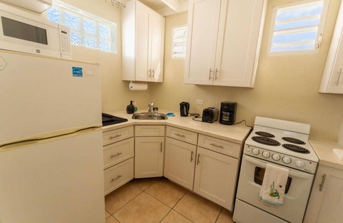 Bellevue Condo | Lowlands Cozy 1-bedroom condo in delightful Cupecoy with Sea View