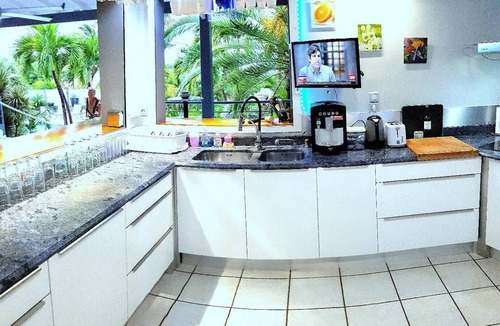 Orient Bay Apartment | Luxury Private Villa 8–16 Guests | Lagoon Pool, Jacuzzi | Orient Bay - SXM