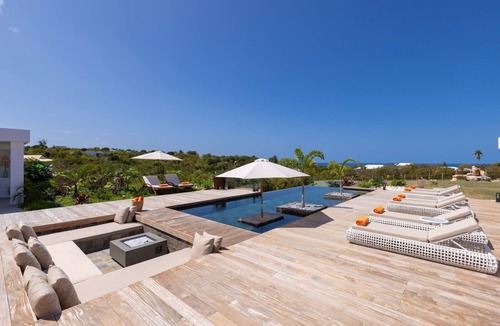 Plum Bay Villa | Luxury Villa Nuit Jade * 5 bedrooms and ocean view