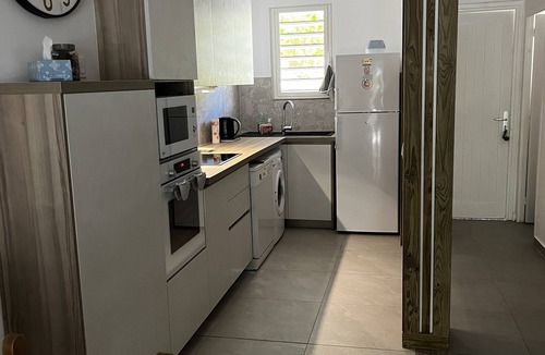 Orient Bay House | Maison 90 m2 Pour 4 Personnes Avec Piscine Collective