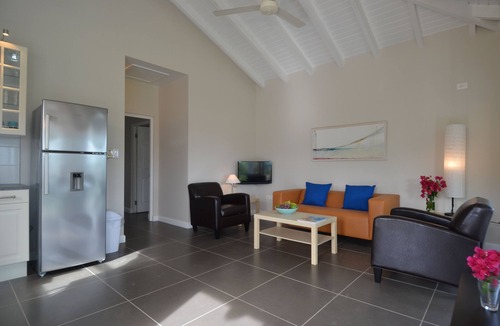 Cul de Sac Villa | Ocean View Villa !