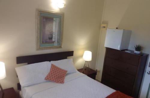 La Savane House | Over The Hill Guest House