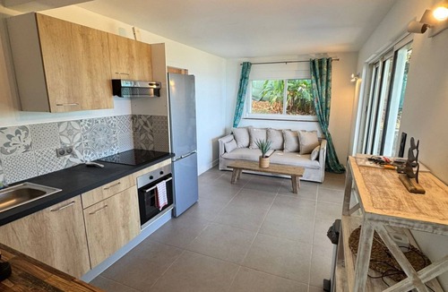 Grand Case Apartment | Panoramic sea view - Jacuzzi - Sunset - Happy Bay & Friar's Bay