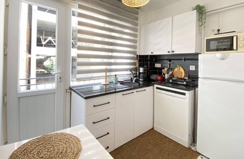 Gumussuyu Mahallesi Apartment | Studio Flat near Taksim Square in Beyoglu