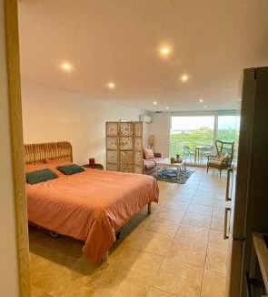 Orient Bay Apartment | Studio Saba cosy