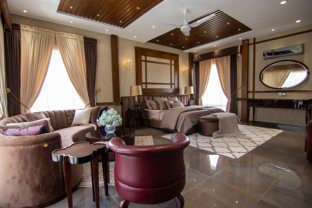 Studio City House | Superb SoCal living - lush paradise, heated pool & spa, walk to Ventura Blvd