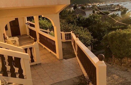 Grand Case Apartment | The Aromates - THE DOVES NEST