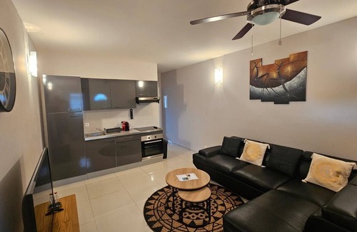 Sandy Ground Apartment | The Little Heaven Residences - Lagoon View