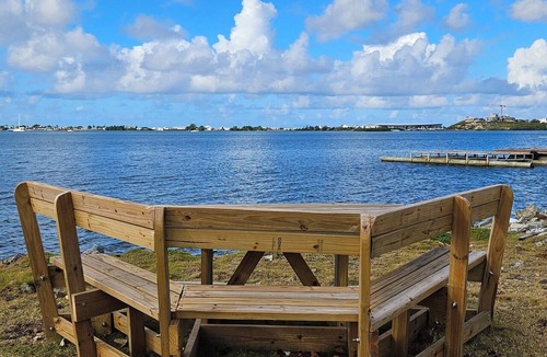 Sandy Ground Apartment | The Little Heaven Residences - Lagoon View