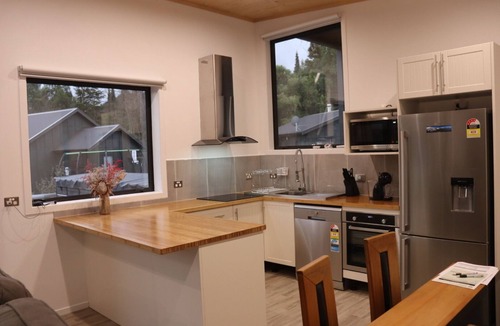 Ohakune House | Tiffany Resort complete with swim spa and outdoor kitchen