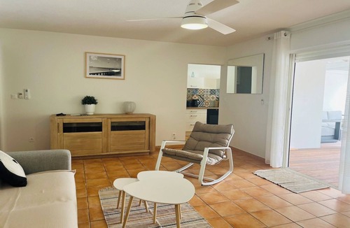 Orient Bay Villa | Villa Soliti, Calme, au Cœur de la Baie Orientale, à 2 min à Pieds de la Plage !