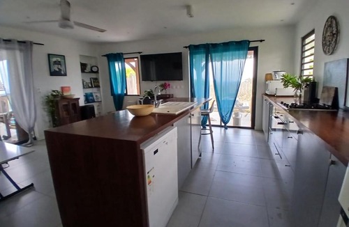Oyster Pond House | Villa Hill-Sea