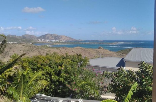 Oyster Pond House | Villa Hill-Sea