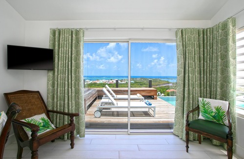 Orient Bay House | VILLA MANGO Lightful Enjoy breathtaking view on Orient Bay & walk to the beach .