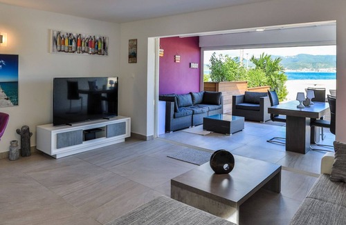 Nettle Bay Villa | Villa Ski Beach by Fantasia Villas