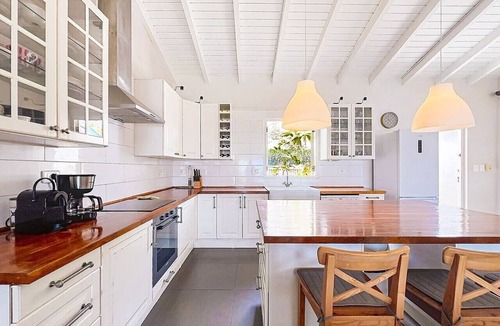 Cul de Sac Villa | Villa Sunrise Indigo – Spacious Retreat with Gorgeous Sea Views
