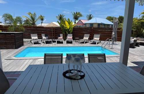 Orient Bay Villa | VILLA SUZANNA in the heart of Orient Bay. Beach and restaurants: 3–4 minutes on foot
