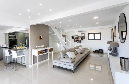 Orient Bay Villa | Villa Z’Abricot – Spacious Family Villa with Recreational Amenities Near Orient Bay, St. Martin
