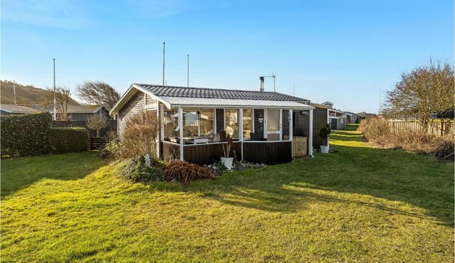 1 Bedroom Lovely Home In Løgstør in Løgstør