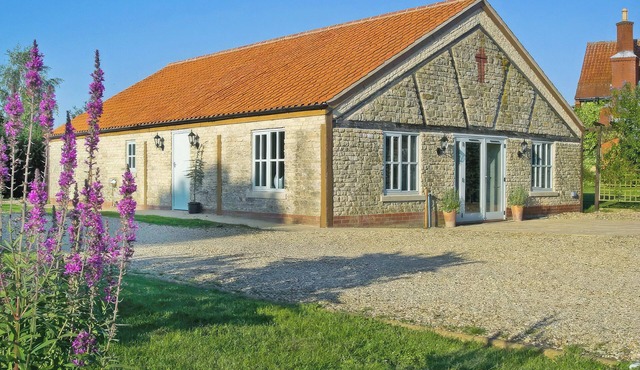 3 bedroom accommodation in Oasby, near Grantham in Grantham