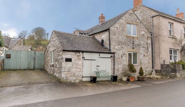 3 bedroom accommodation in Brassington, near Matlock in Matlock