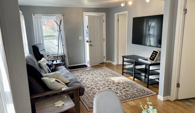 Adorable Cottage in Perfect Downtown CDA Location in Coeur D Alene