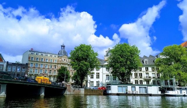 Adventure & Romance on a Classic Live-Aboard Boat in the Heart of Amsterdam in Amsterdam