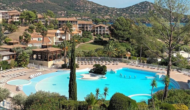 Apartment cap Estérel 4/5 persons sea view, Estérel and swimming pools in Agay in Saint-Raphaël